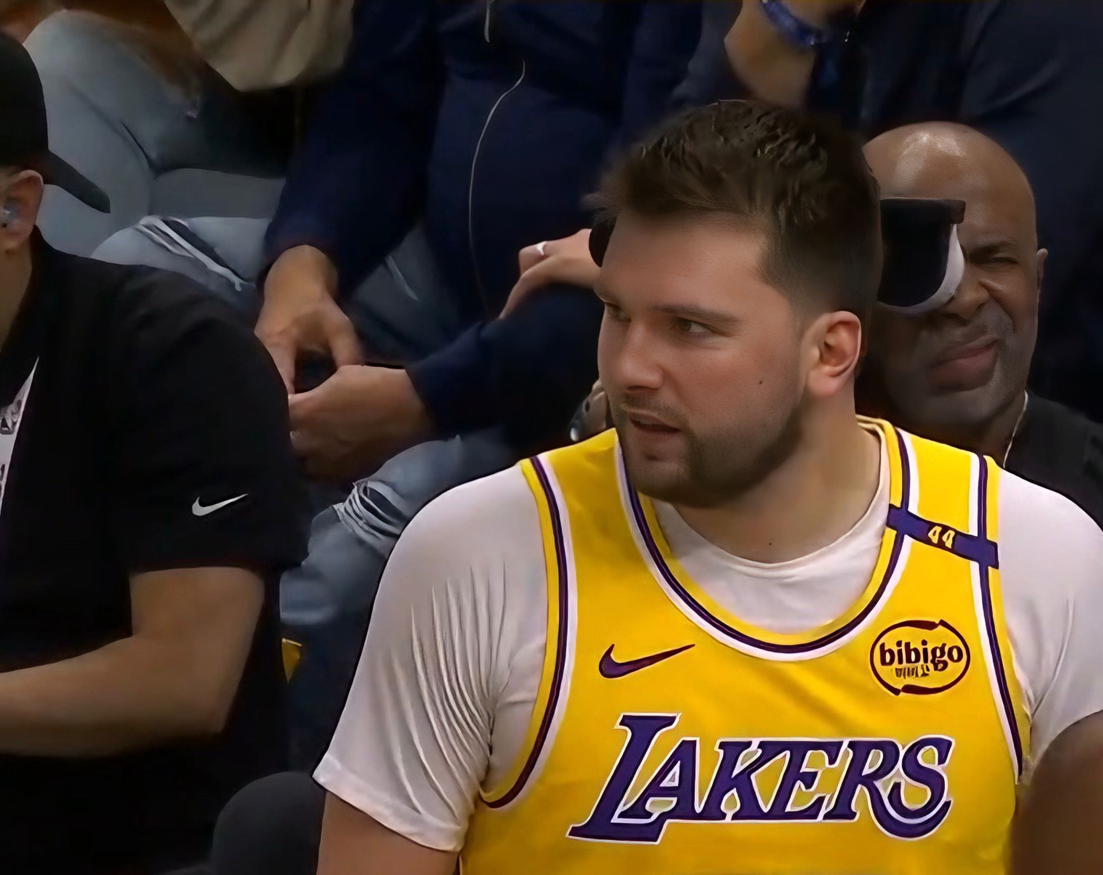 包含独行侠教练压力巨大！，东契奇遭遇十二持续失利全场沸腾不已的词条