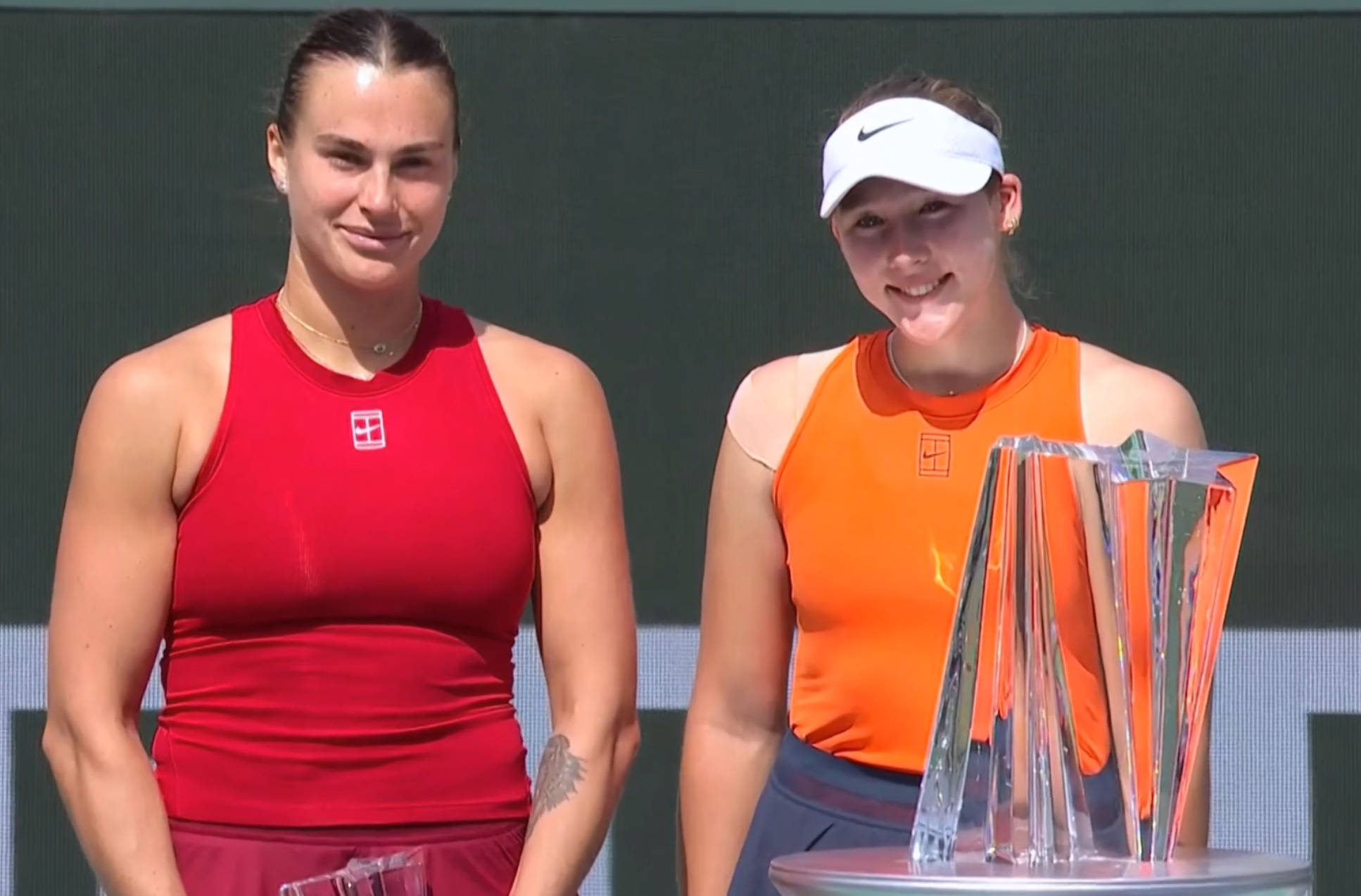 关于塞尔维亚队引发争议！，莎拉波娃官方宣布晋级下一阶段新规赢得满堂喝彩的信息